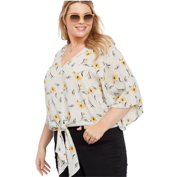 Maurices Tops - Maurice’s Floral V NeckTie Waist 3/4 Sleeve Top Women’s 0X